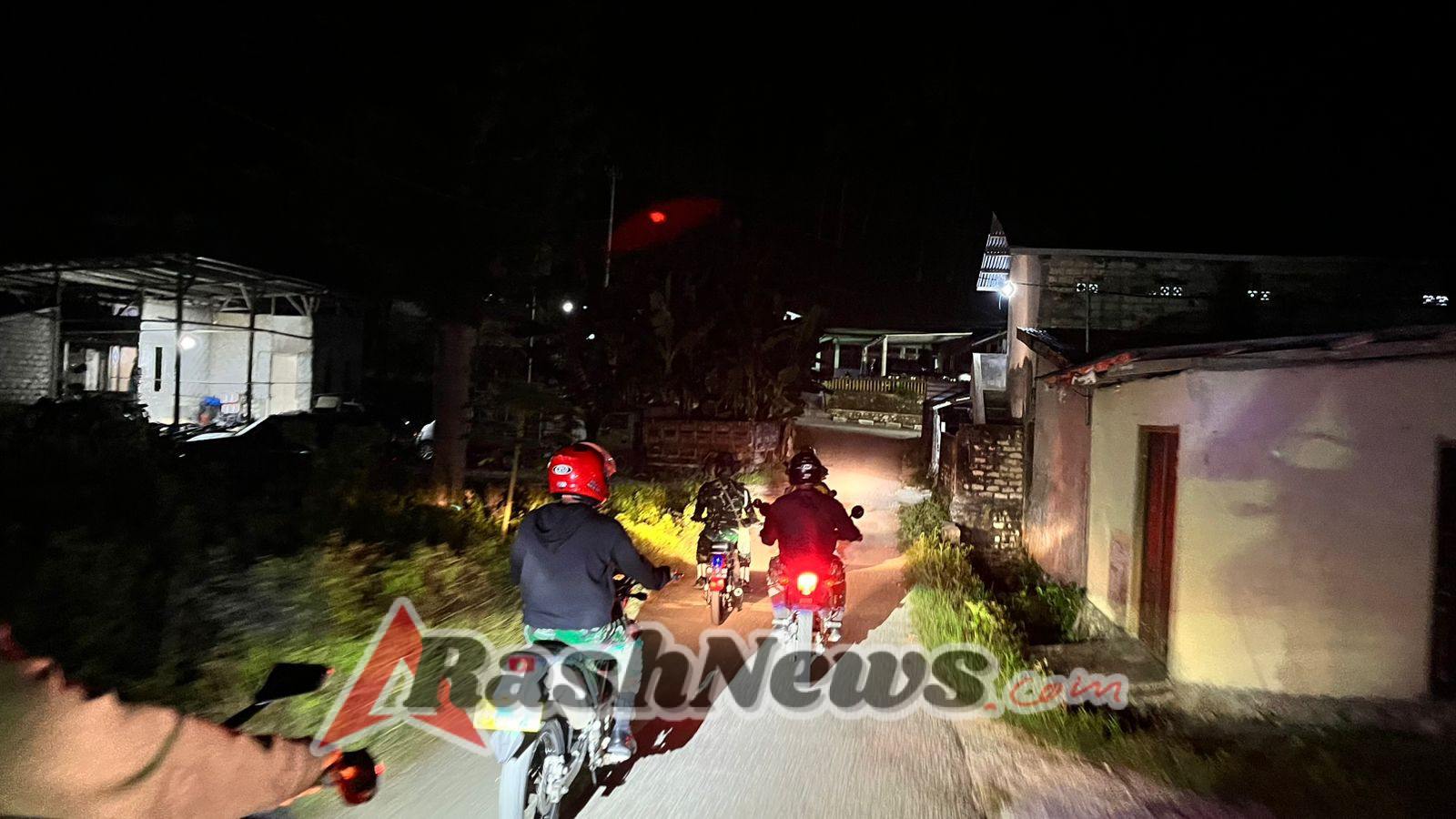 Kodim 1613/Sumba Barat dan Kelurahan Maliti Gelar Patroli Sasar Gang-Gang Kecil