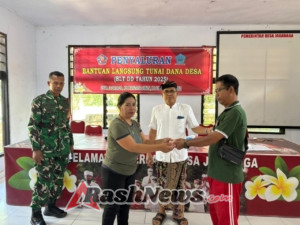 Penyaluran BLT DD di Kantor Desa Jagaraga berjalan dengan aman, tertib, dan kondusif