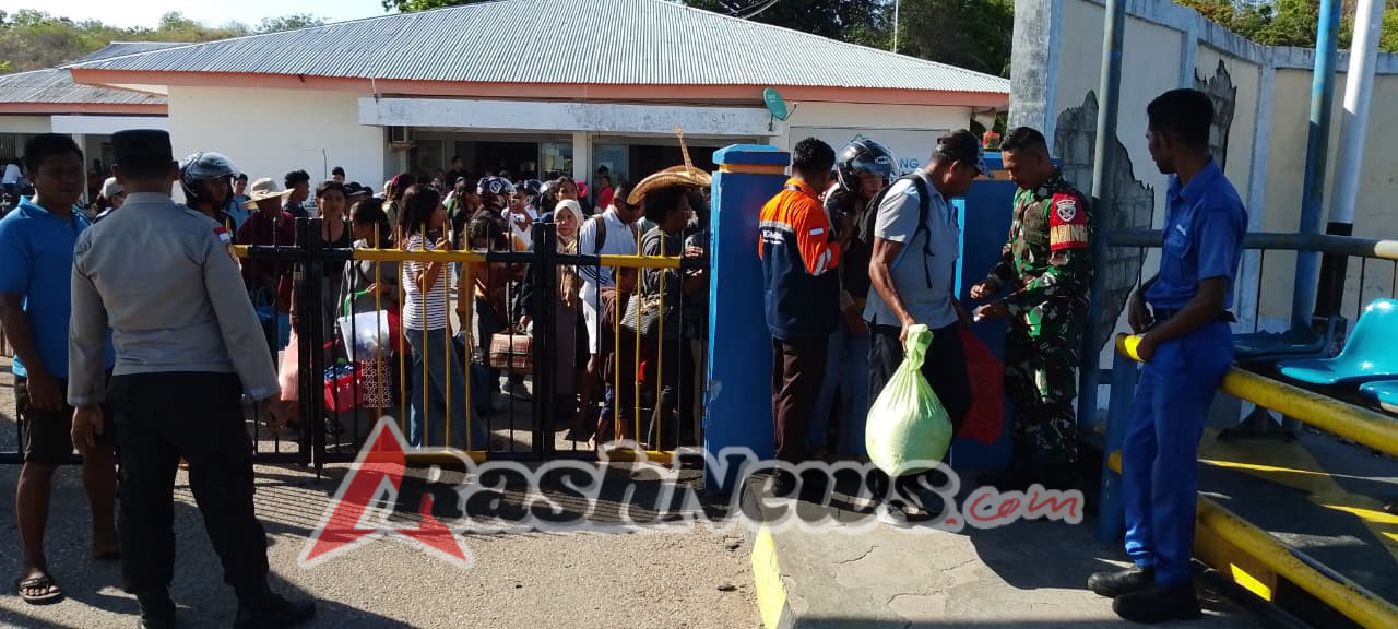 Kapal Garda Maritim 3 Berlayar dari Pantai Baru Tujuan Bolok-Kupang