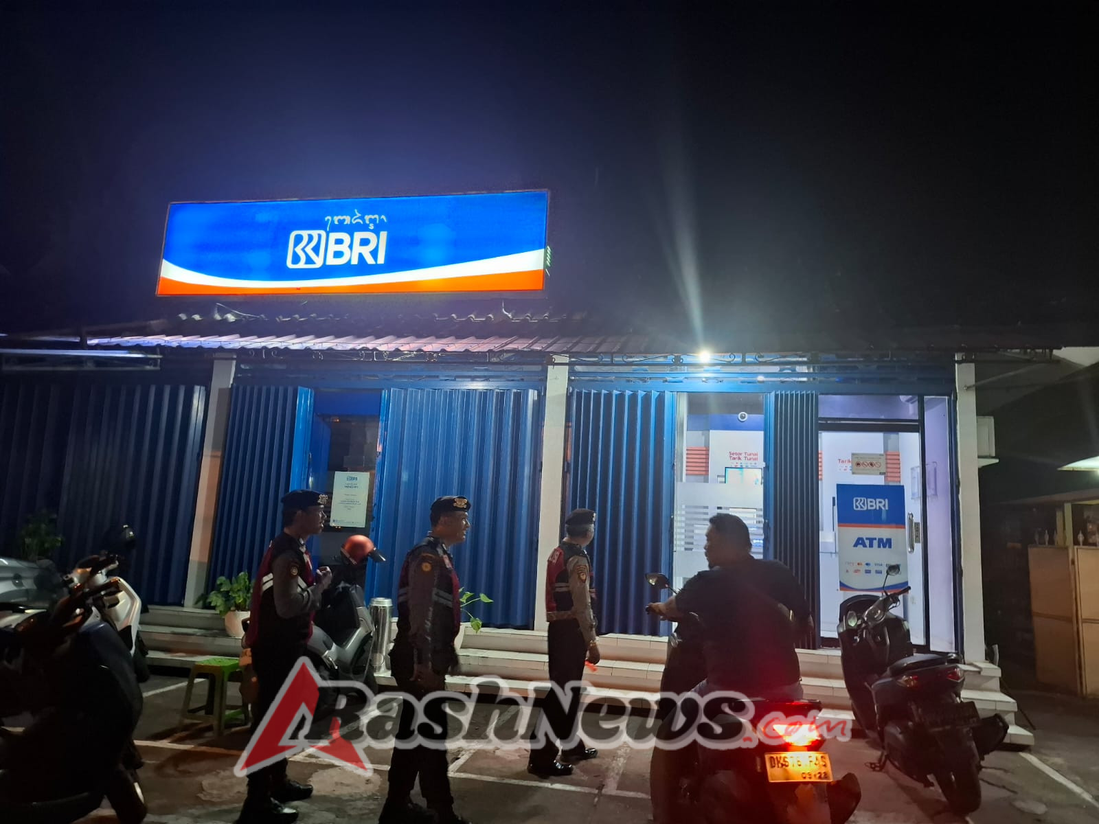 Samapta Polres Badung Sambangi Warga dan Kawasan Vital Lewat Patroli Biru