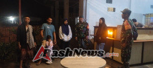 Wujudkan Rasa Aman Warga Dimalam Hari Babinsa Patroli Keliling Kampung