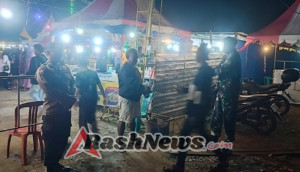 Komunikasi Sosial dan Patroli Malam, Babinsa Seteluk Dekatkan Diri dengan Masyarakat