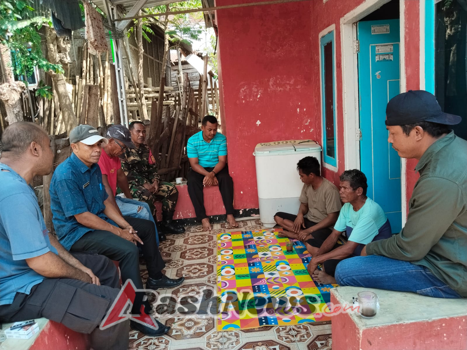 Babinsa Monta Baru Ajak Warga Ciptakan Lingkungan Aman Tanpa Hiburan Malam