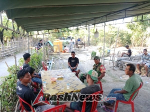 Komsos dan Pamwil, Bentuk Kepedulian Babinsa Maurole terhadap Warga Binaan