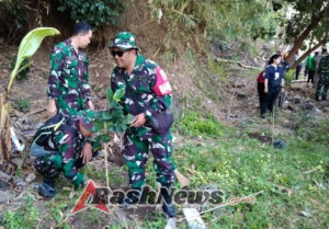 Kementerian Lingkungan Hidup bersama TNI dan Masyarakat Gelar Aksi Tanam Pohon