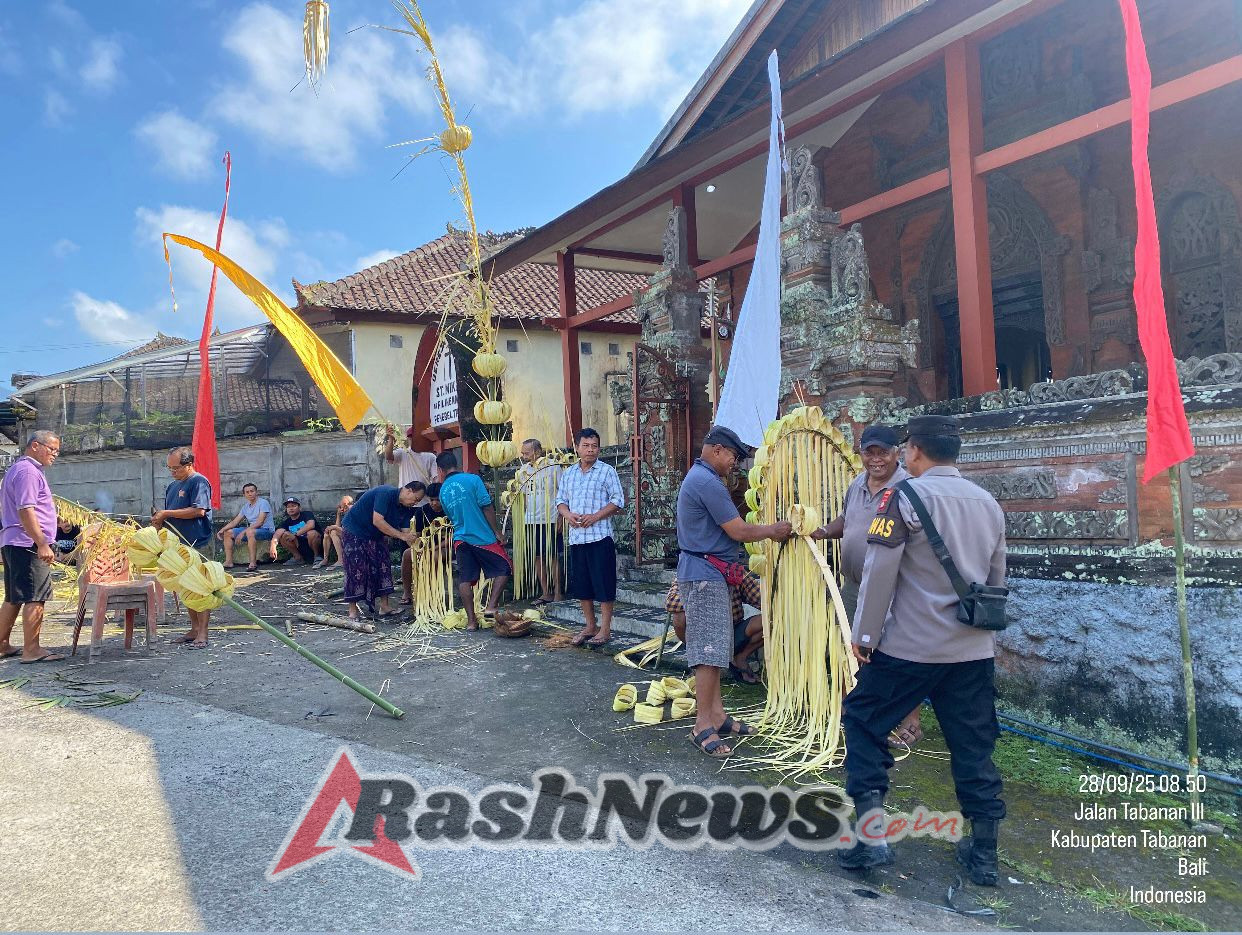 Polsek Penebel Atensi Misa Minggu Umat Kristen di Tiga Gereja