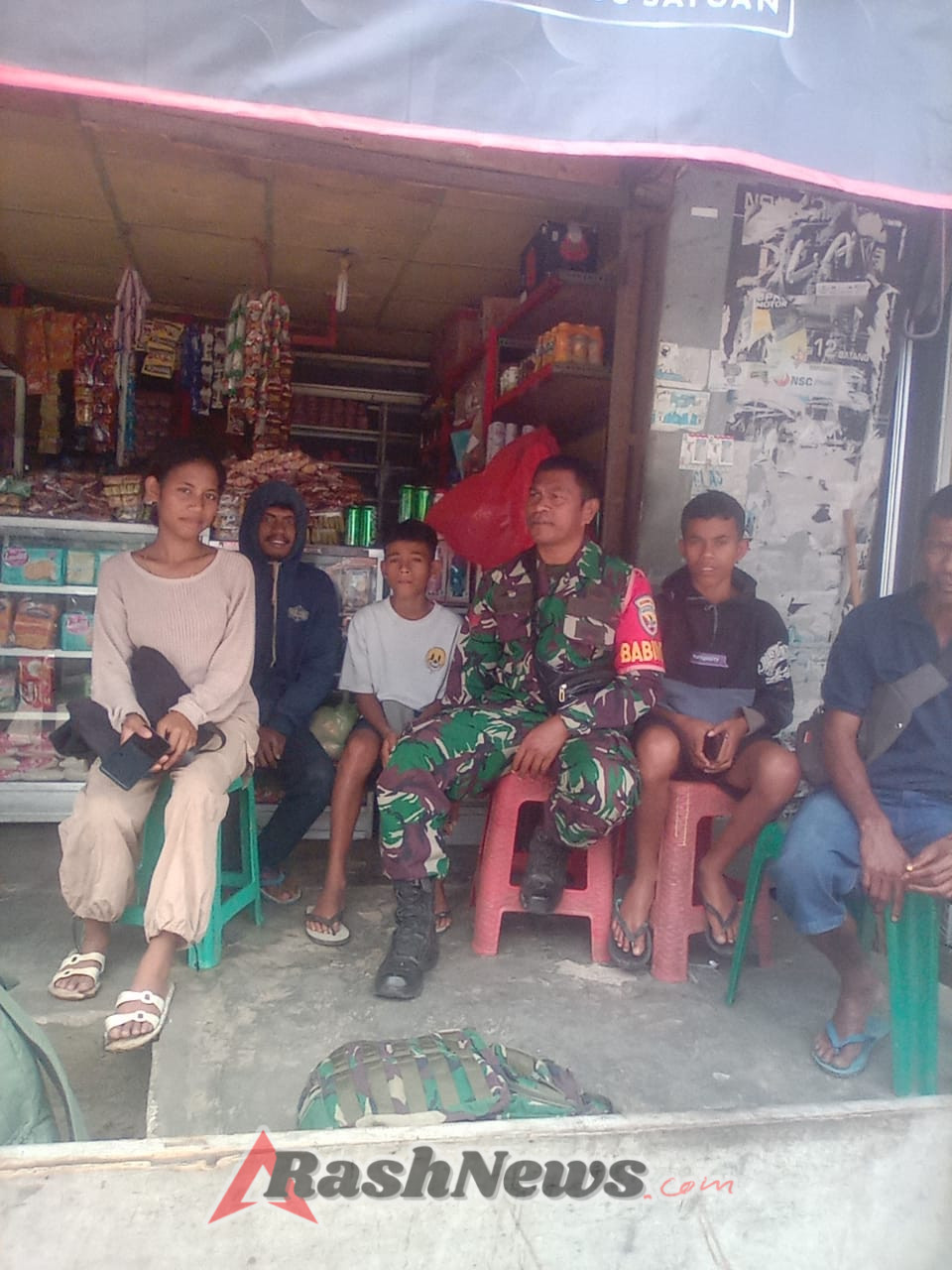 Babinsa Koramil 1602-04 Tingkatkan Sinergi dengan Warga Melalui Pamwil dan Komsos