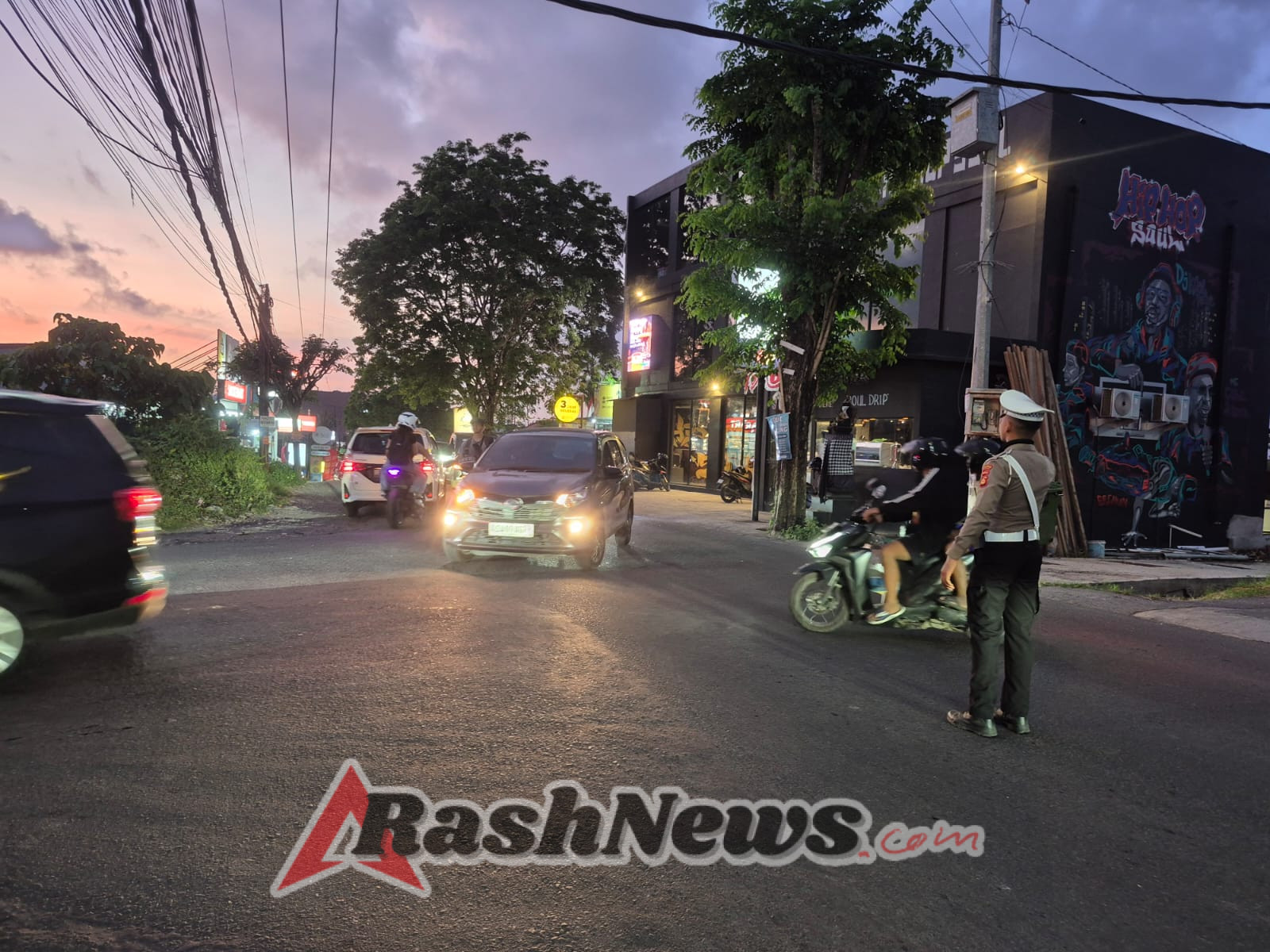 Polsek Kuta Utara Strong Point  Sore Prioritaskan Urai Kepadatan Lalin Di Jalur Selatan