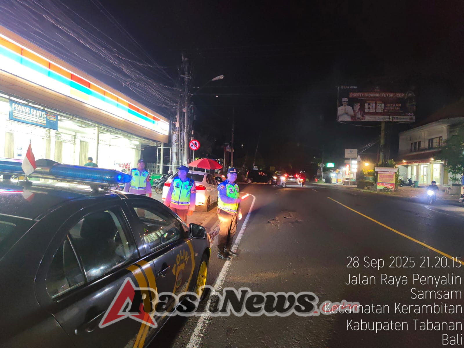 Blue Light Patrol Patroli dengan Menyalakan Lampu Biru di malam hari Upaya Cagah Tindak Kejahatan.