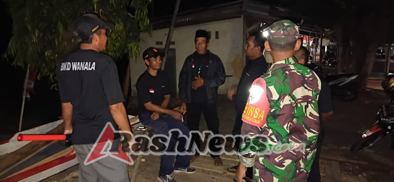 ‎Warga Sambut Positif Kehadiran Babinsa dalam Patroli Malam di Wanasaba Lauk