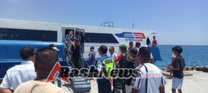 Monitoring Piket Koramil 1627-01/Baa Pastikan Kelancaran Transportasi Laut