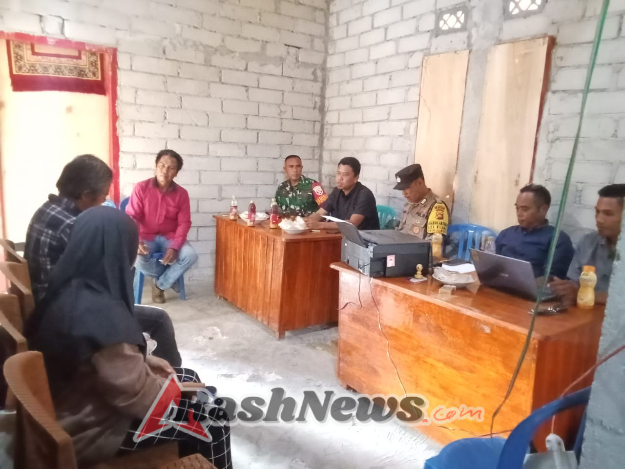 Babinsa Desa Wilamaci Jadi Pengawas dan Pendamping Usaha Koperasi Merah Putih