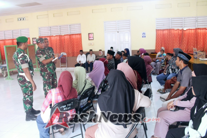 Dandim 1601/Sumba Timur Serahkan Bingkisan Usau Khitanan Masaal di RSUD Umbu Rara Meha
