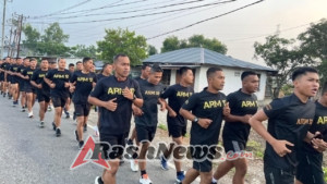 Yonarmed 12 Kostrad Gelar Lari Pagi 5K Jaga Kebugaran Prajurit di Perbatasan