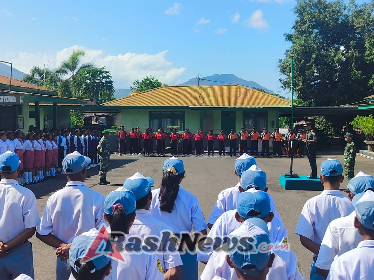 HUT TNI ke-80, Kodim 1624 FLOTIM Gelar Lomba PBB untuk Generasi Muda