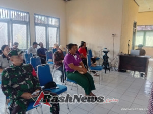 Hadiri Rembug Stunting, Babinsa Bunga Mekar Perkuat Peran TNI Tingkatkan Kualitas Kesehatan Masyarakat