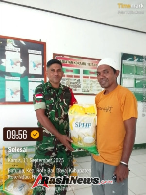 Dukung Gerakan Pangan Murah, Babinsa Koramil 1627-03 Salurkan Beras SPHP