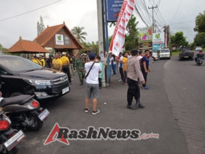 Polsek Gianyar Amankan Kegiatan Jalan Santai HUT PMI ke-80 di Desa Wisata Sidan