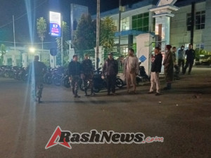 Bahu-Membahu Jaga Manggarai, TNI dan Ormas Bersatu di Jalanan