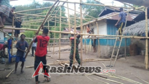 Sinergi TNI-Rakyat Terlihat di Persiapan Acara Adat Desa Bandar