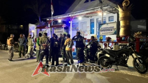 Kodim 1613/Sumba Barat Bersama Linmas dan Warga Gelar Patroli Malam