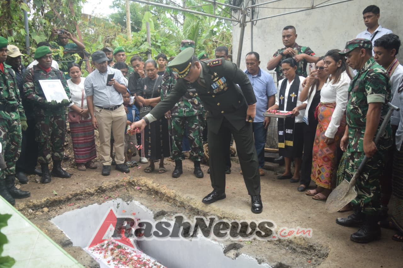 Dandim 1621 TTS Hadirin Pemakaman Almarhum Prada Roland Triwidhy Tanaem