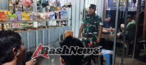 Babinsa Koramil 1628-02/Sekongkang Turun ke Lapangan Jaga Situasi Tetap Kondusif