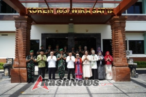 Danrem 163/Wira Satya Sambut Jusuf Kalla di Denpasar untuk Shalat Jumat di Masjid Agung Sudirman