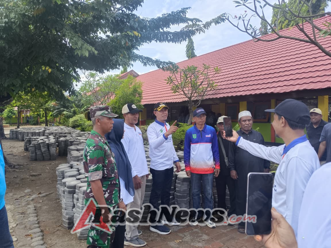 Penanaman Pohon dan Gotong Royong Jadi Fokus Koramil 02 Bolo di Program Selasa Menyapa