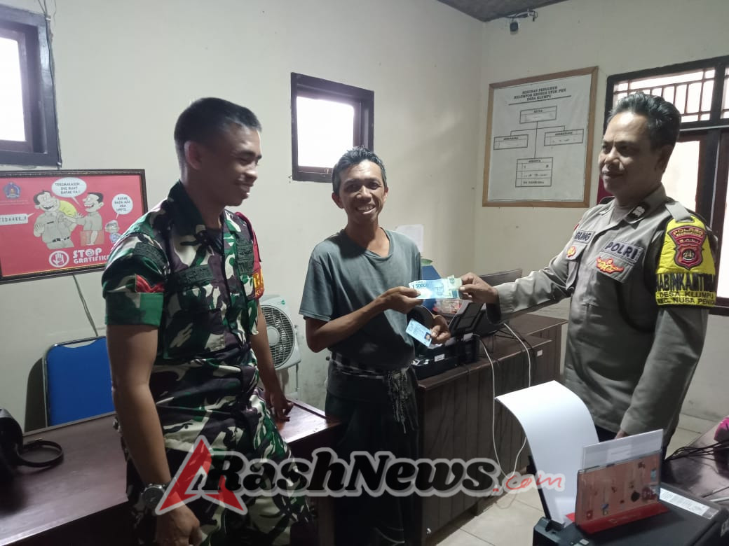 Sukseskan Program Pemerintah Sejahterakan Warga Kurang mampu, babinsa Klumpu Konsisten Kawal BLT DD