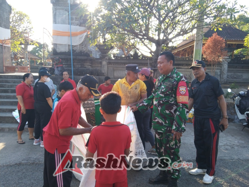 Aksi Nyata Babinsa dan Warga: Gerokgak Bersih dalam Semangat “World Cleanup Day”