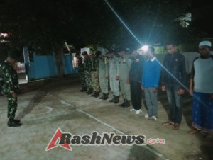 Patroli Malam Posramil Ambalawi Pastikan Wilayah Tetap Kondusif