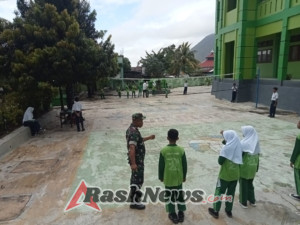 Babinsa Kodim 1602/Ende Aktif Dampingi Masyarakat dan Sekolah di Wilayah Binaan