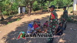 Dialog dan Keakraban Warnai Anjangsana Satgas Pamtas di Perbatasan