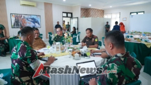 Danrem 161/WS Dampingi Pangdam IX/Udy, Bahas Peningkatan Kerjasama dengan Gubernur NTT