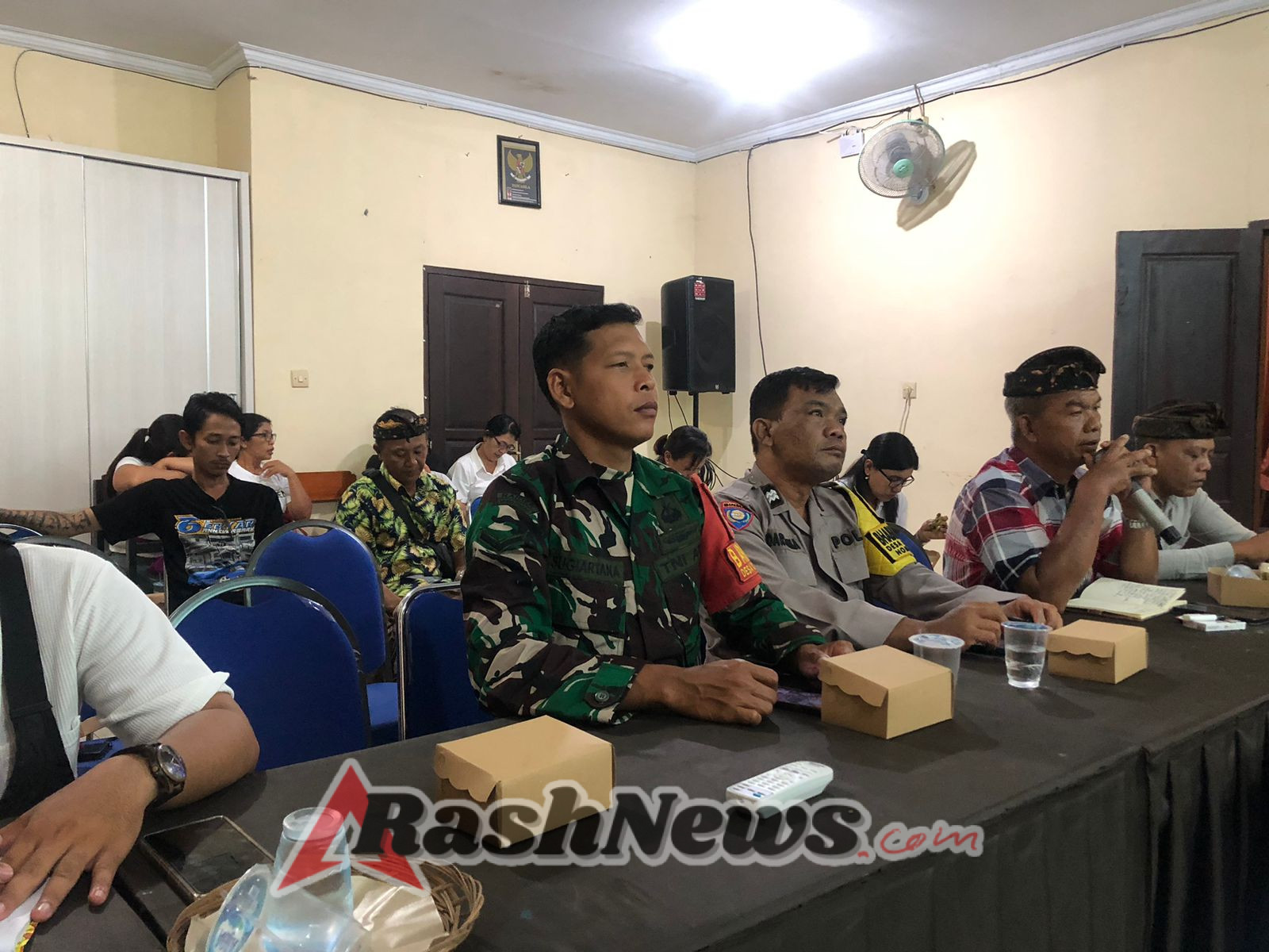 Babinsa Desa Cau Belayu Hadiri Musrenbangdes Demi RKP Desa yang Tepat Sasaran Tahun 2026