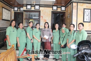 Kepedulian Persit Kodim Tabanan, Kunjungi Serma I Kadek Wisnu Korban Banjir di Desa Banjar Anyar