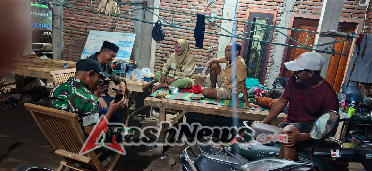 Babinsa Bakajaya Gelar Patroli Ronda Malam, Tingkatkan Kewaspadaan Warga