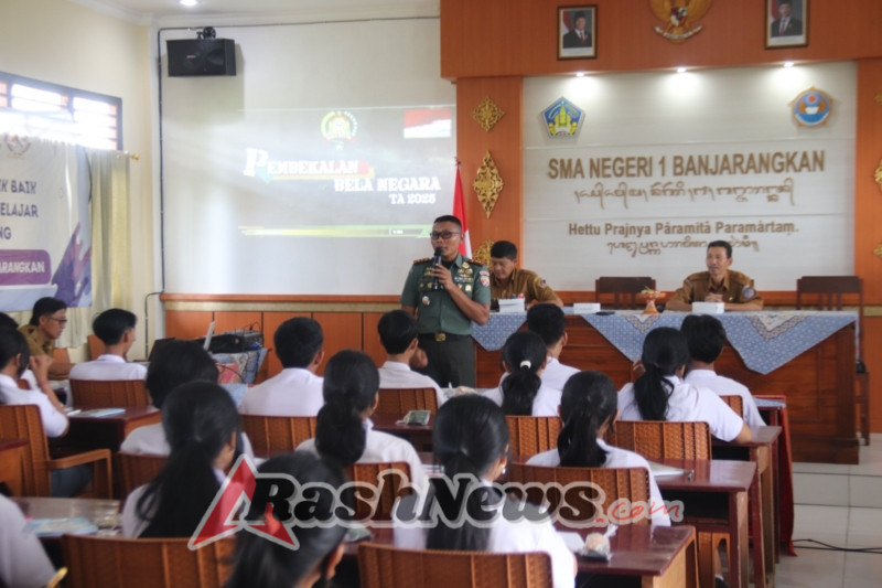 Dandim Klungkung Sampaikan 5 Kiat Sukses  Di SMAN 1 Banjarangkan
