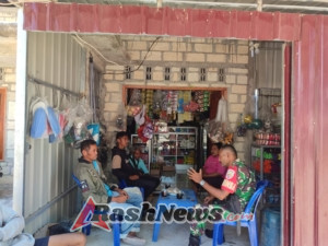 Komsos Humanis Babinsa Kupang Pererat Hubungan Dengan Warga