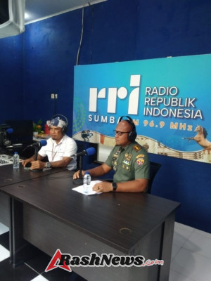 Dandim 1629/SBD Sosialisasi Rekrutmen TNI AD Lewat Podcast