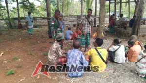 TNI Dekat dengan Rakyat, Babinsa Fatumetan Gelar Komsos