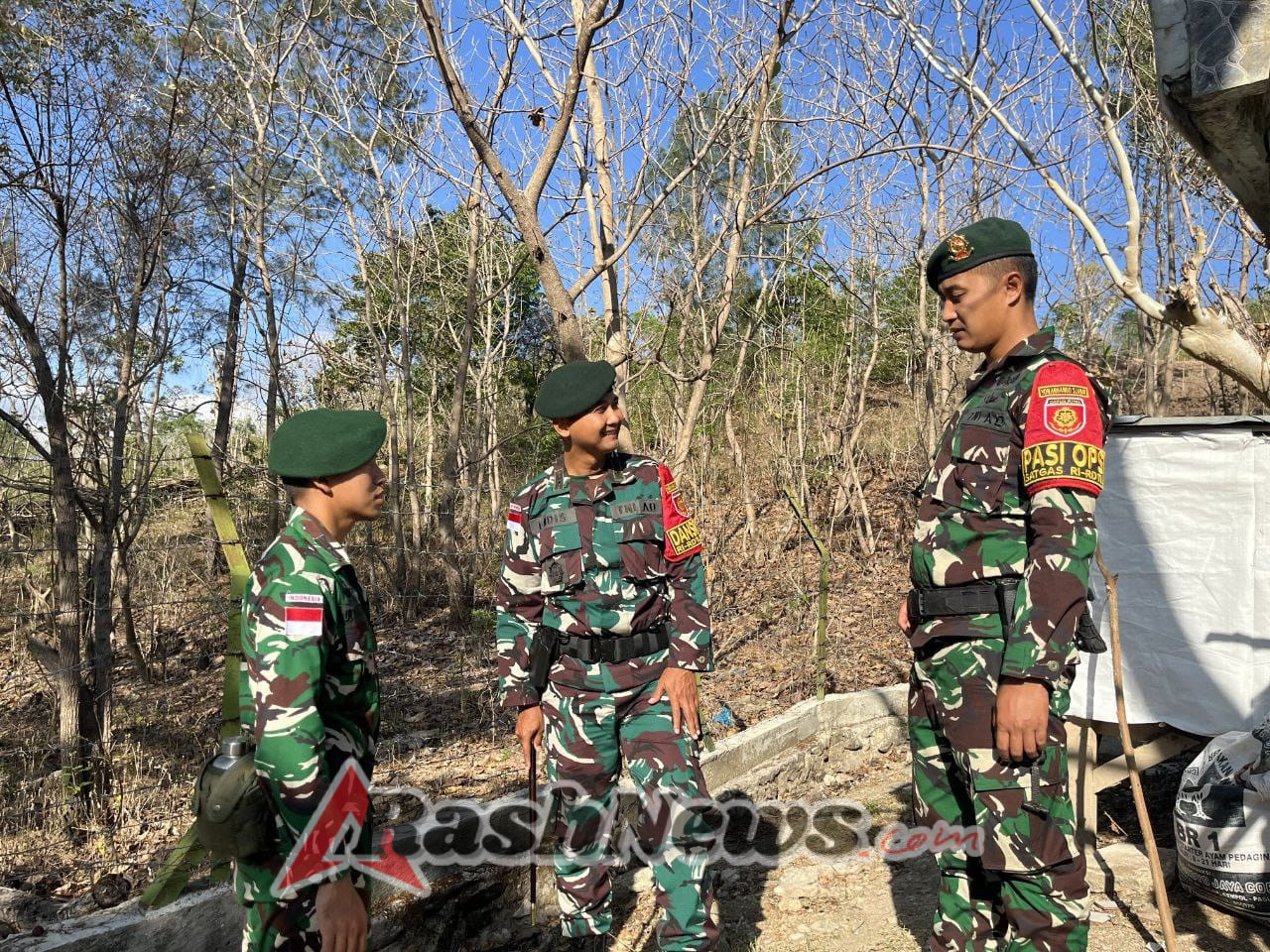 Kunjungan Dansatgas Pamtas Yonarhanud 2 Kostrad ke Pos Baen Tingkatkan Moril Anggota