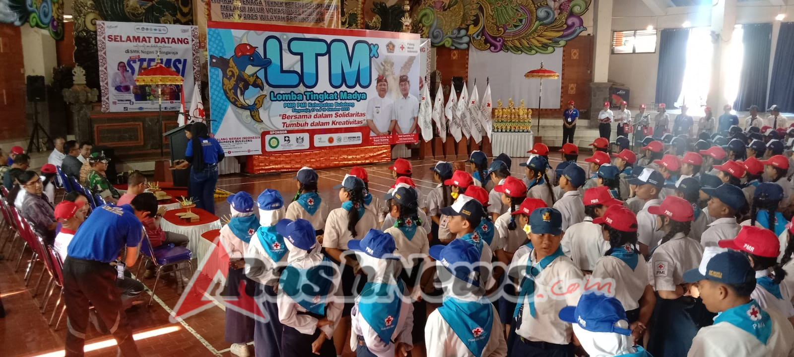 Semangat Relawan Muda Menggelora, Babinsa Banyuning Turut Kawal Lomba PMR di SMK Negeri 3 Singaraja