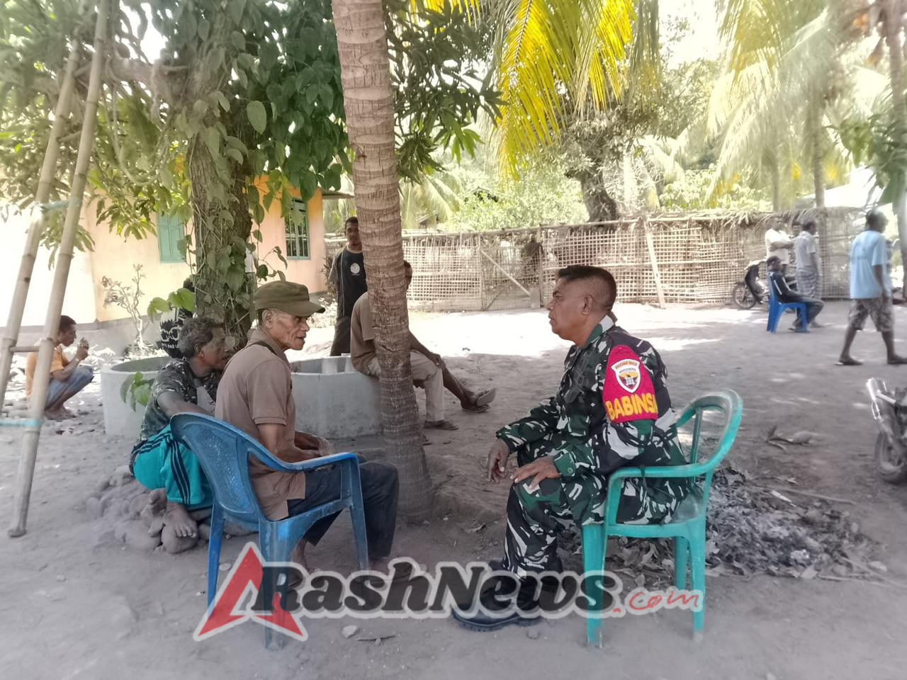 Babinsa Pantar Sampaikan Pentingnya Peran Warga dalam Menjaga Ketertiban