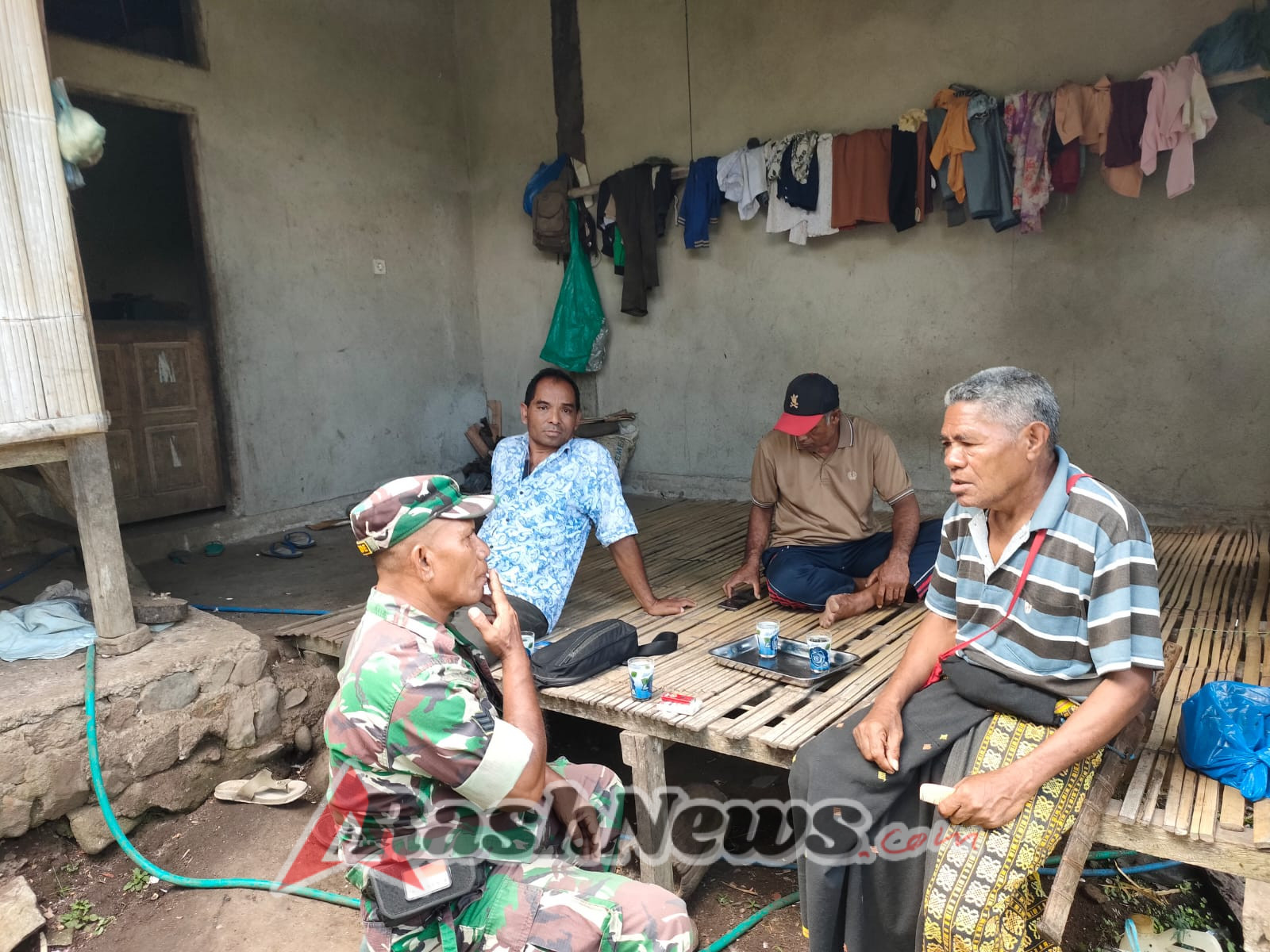 Tingkatkan Kemitraan, Babinsa Kodim 1602/Ende Turun Langsung ke Wilayah Binaan di Nangapanda