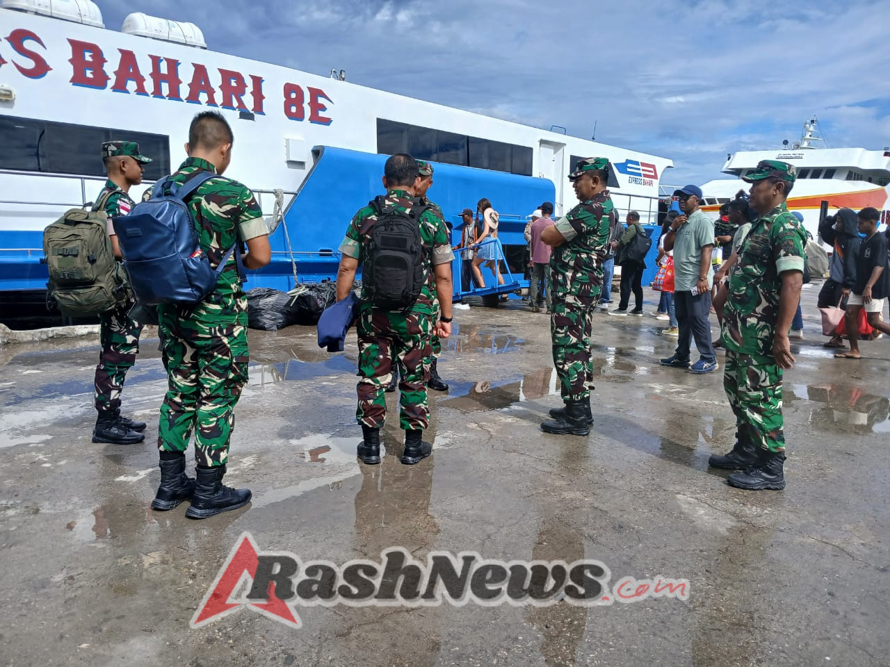 Danramil Alak Bersama Babinsa Monitor Keberangkatan Danrem 161