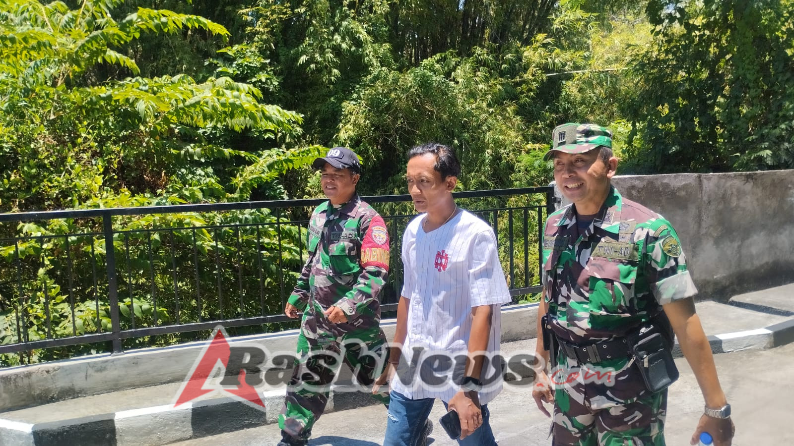 Sinergi TNI dan Akademisi, Danramil Sawan Adakan Komsos di STIKES Buleleng