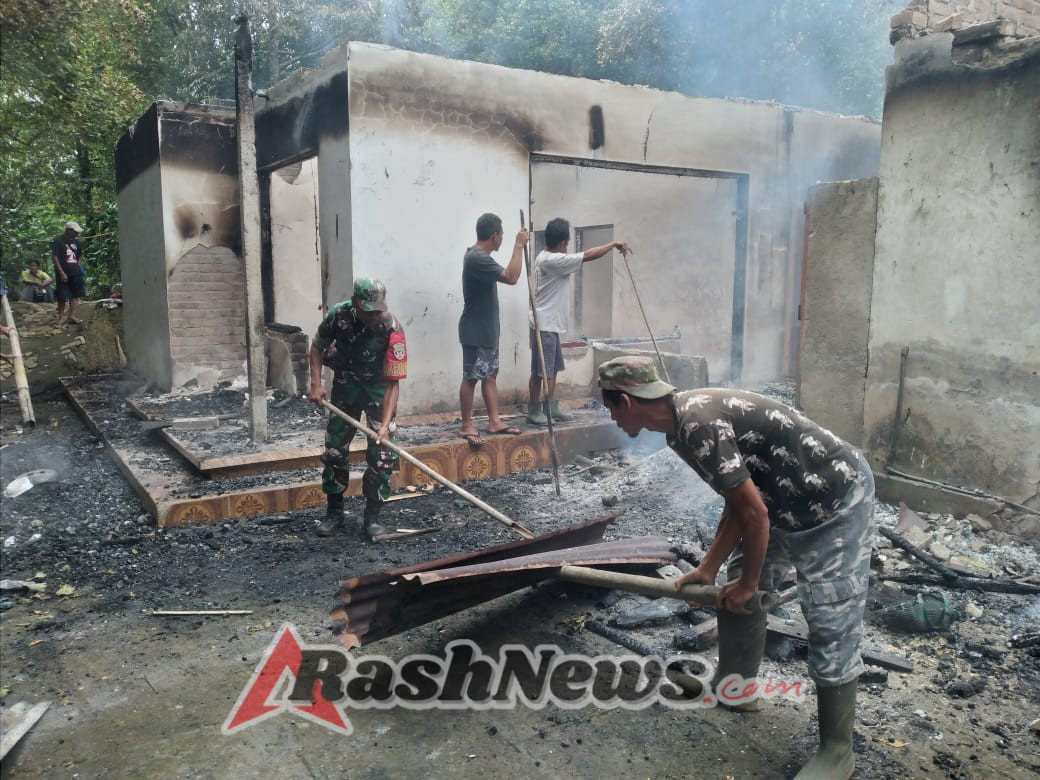 Kebakaran di Desa Lemukih: Warga dan Aparat Bergotong Royong Padamkan Api di Banjar Dinas Nangka