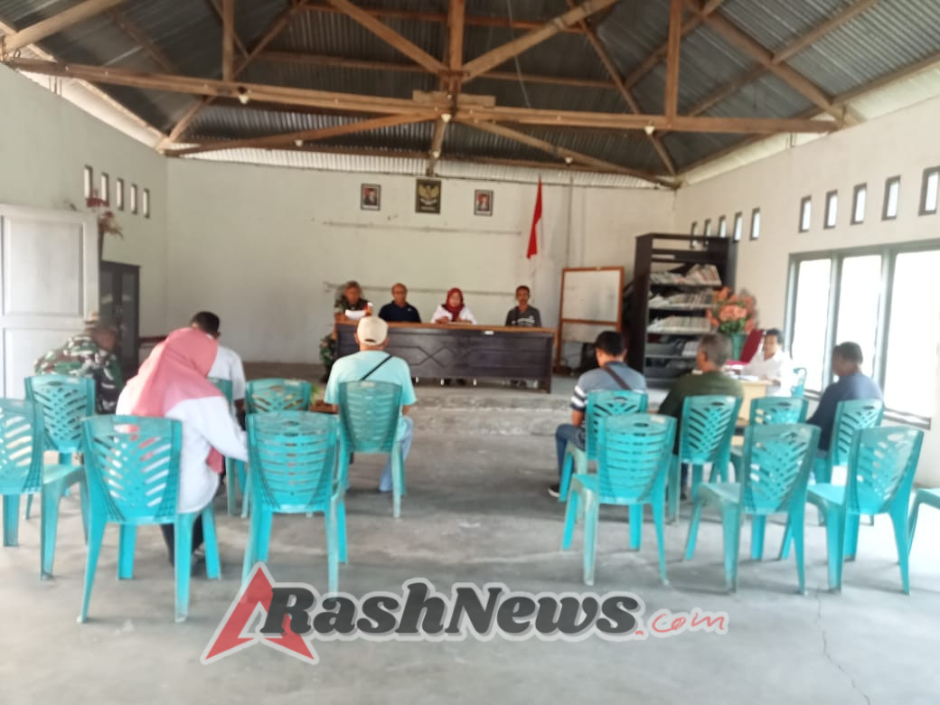 Babinsa Koramil 1602-01/Ende Pererat Kemanunggalan TNI-Rakyat di Rewarangga Selatan